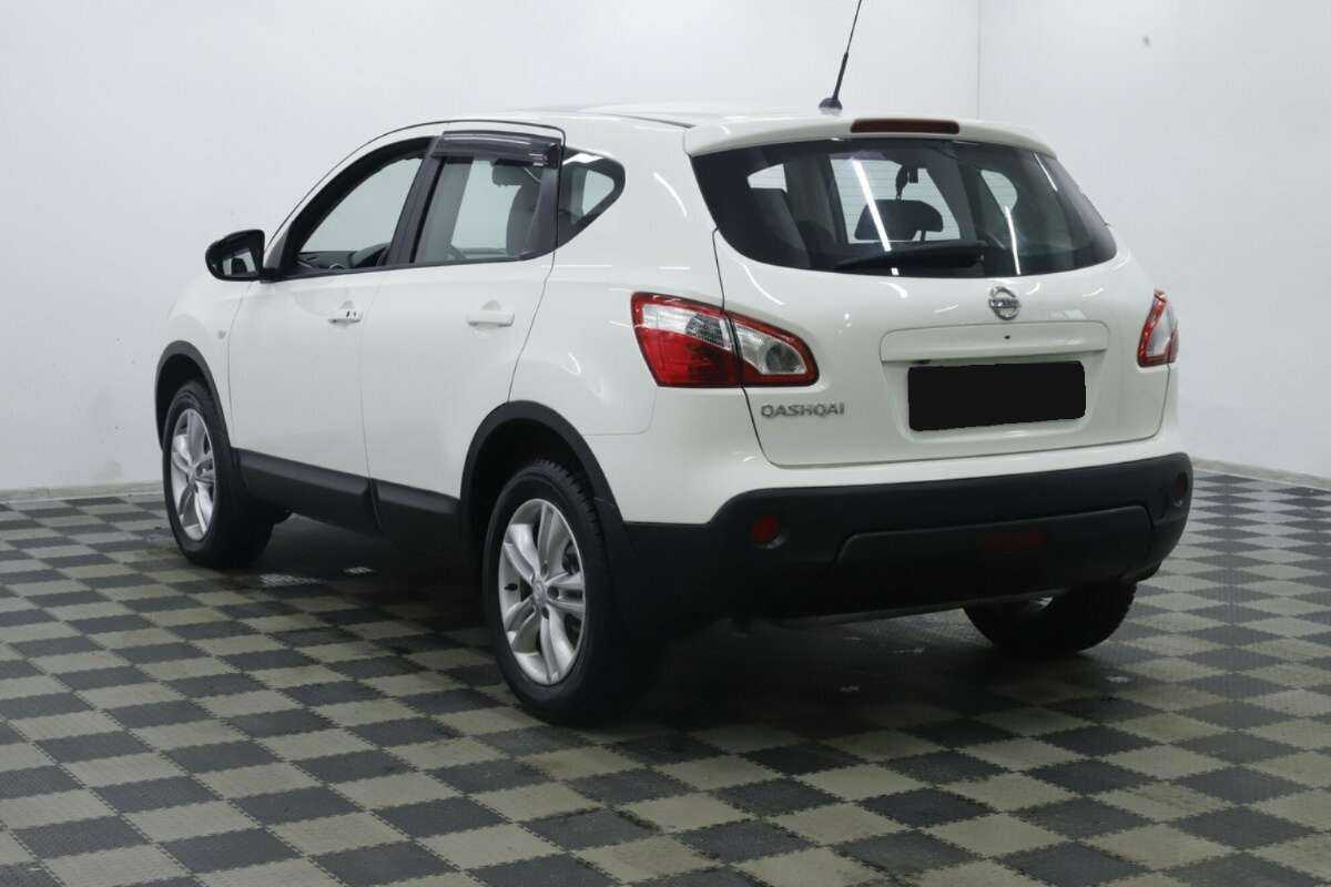 Nissan Qashqai, 2013 - фото №2