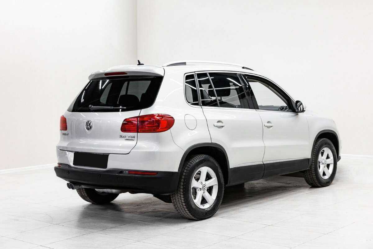 Volkswagen Tiguan, 2012 - фото №4