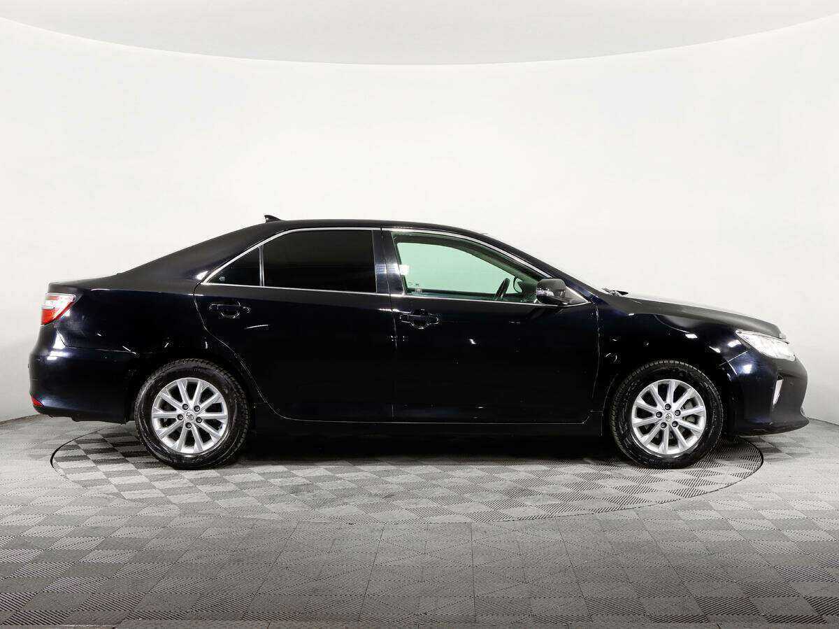 Toyota Camry, 2017 - фото №4