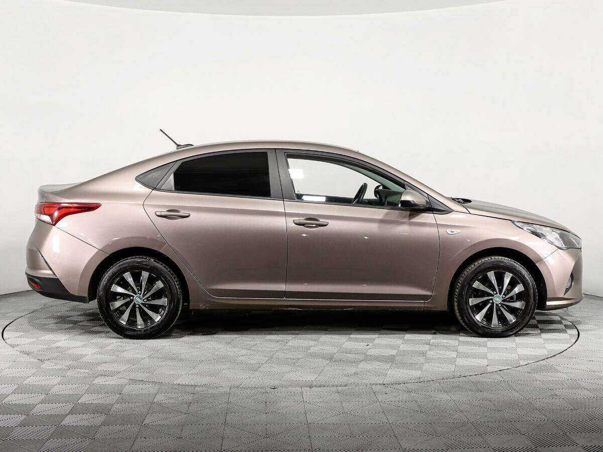 Hyundai Solaris, 2020 - фото №4