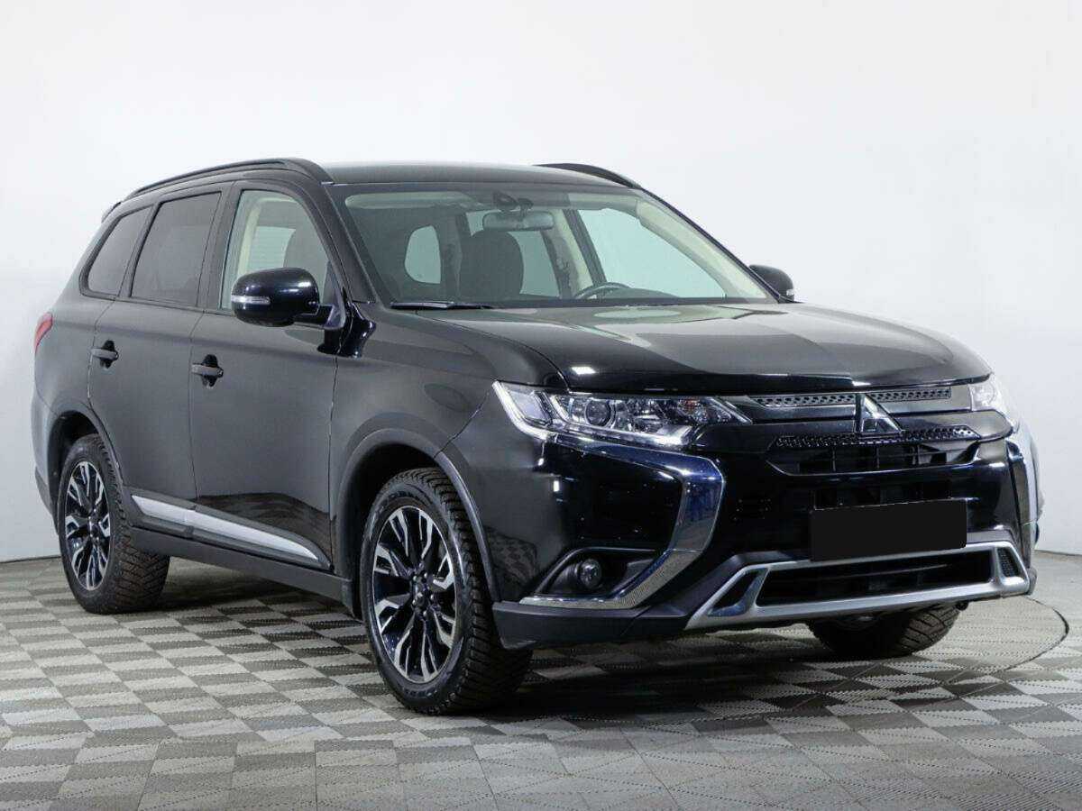 Mitsubishi Outlander, 2021 - фото №3