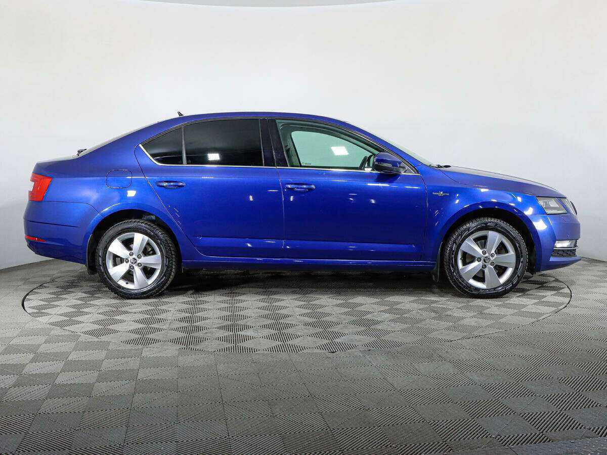 Skoda Octavia, 2020 - фото №4