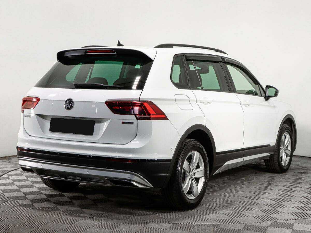 Volkswagen Tiguan, 2020 - фото №4