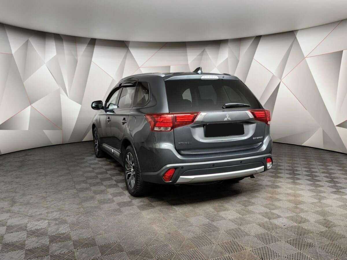Mitsubishi Outlander, 2017 - фото №4