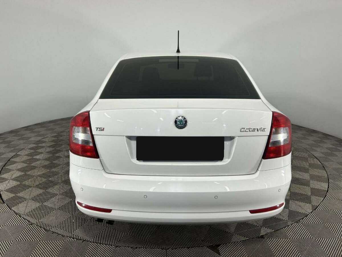 Skoda Octavia, 2012 - фото №3