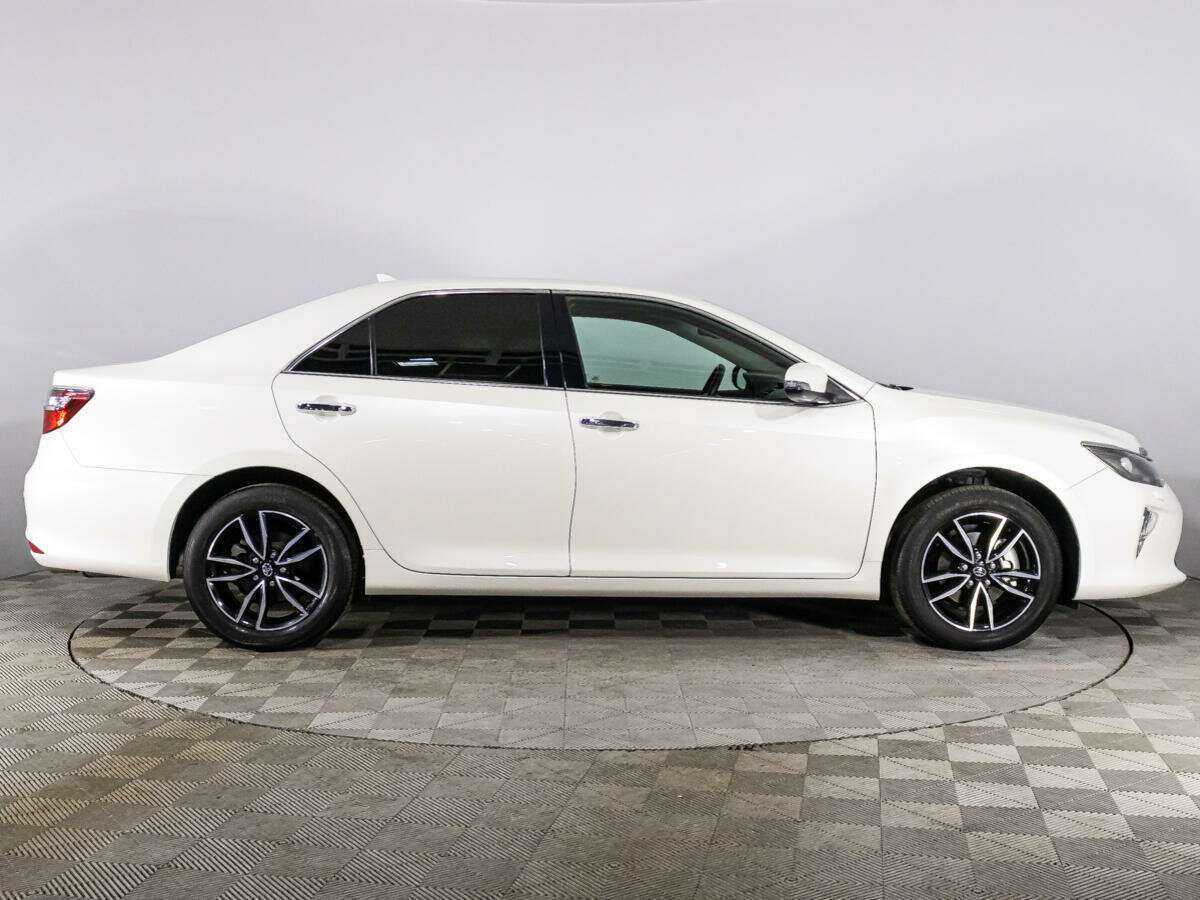 Toyota Camry, 2017 - фото №4