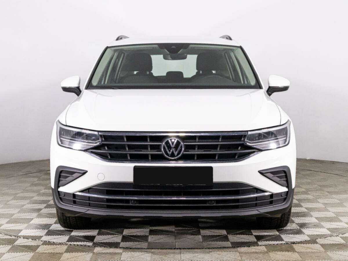 Volkswagen Tiguan, 2021 - фото №2