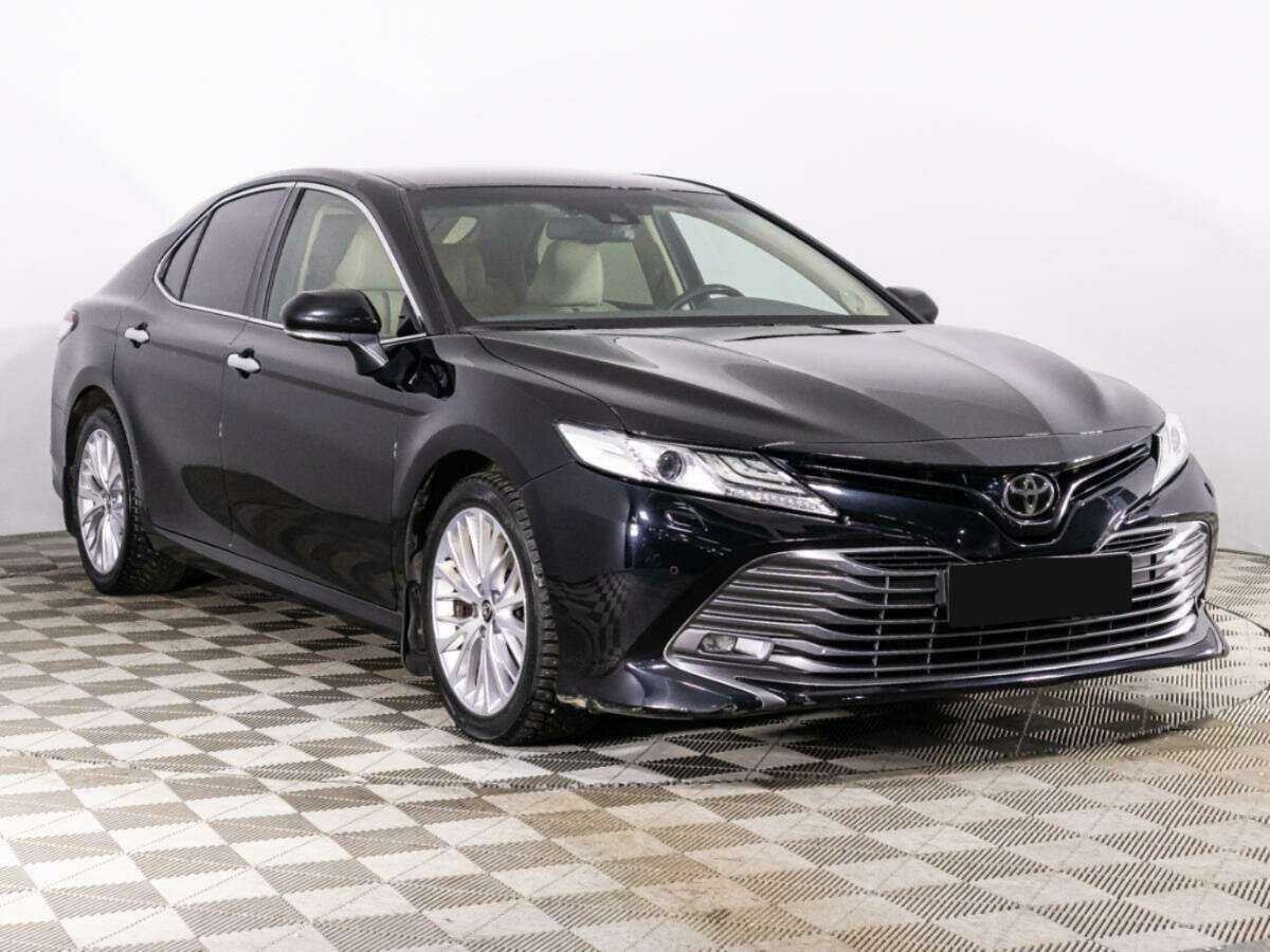 Toyota Camry, 2018 - фото №3