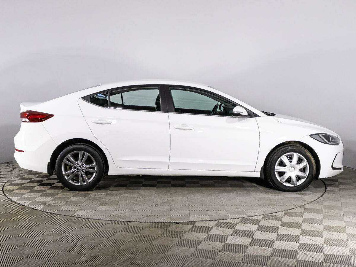 Hyundai Elantra, 2016 - фото №4
