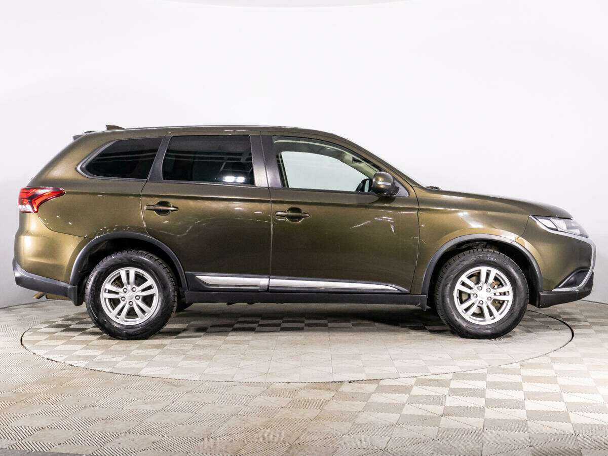 Mitsubishi Outlander, 2019 - фото №4