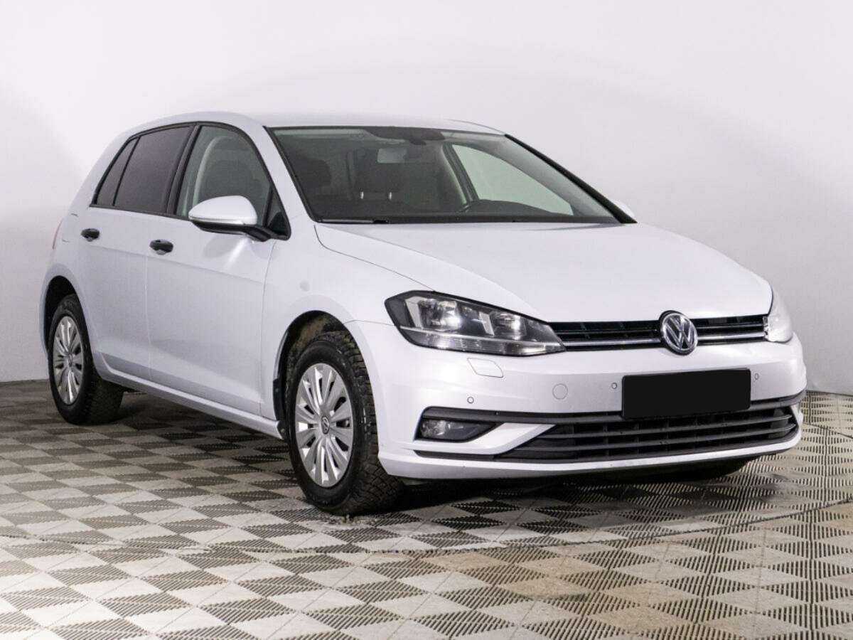 Volkswagen Golf, 2018 - фото №3