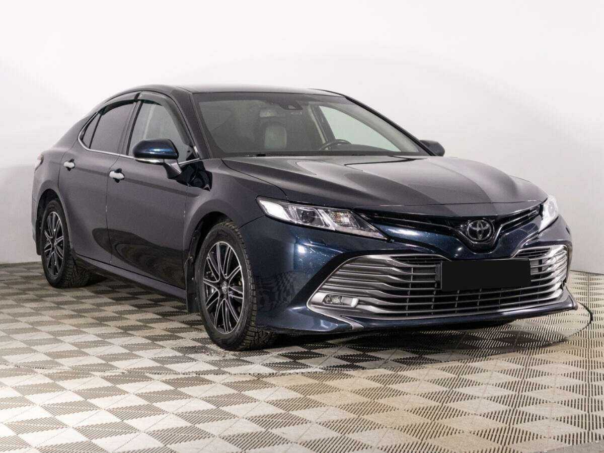 Toyota Camry, 2018 - фото №3