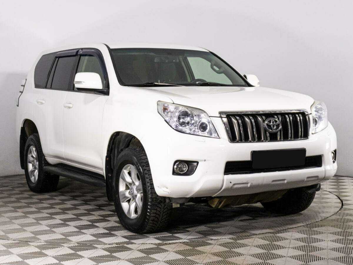 Toyota Land Cruiser Prado, 2012 - фото №3