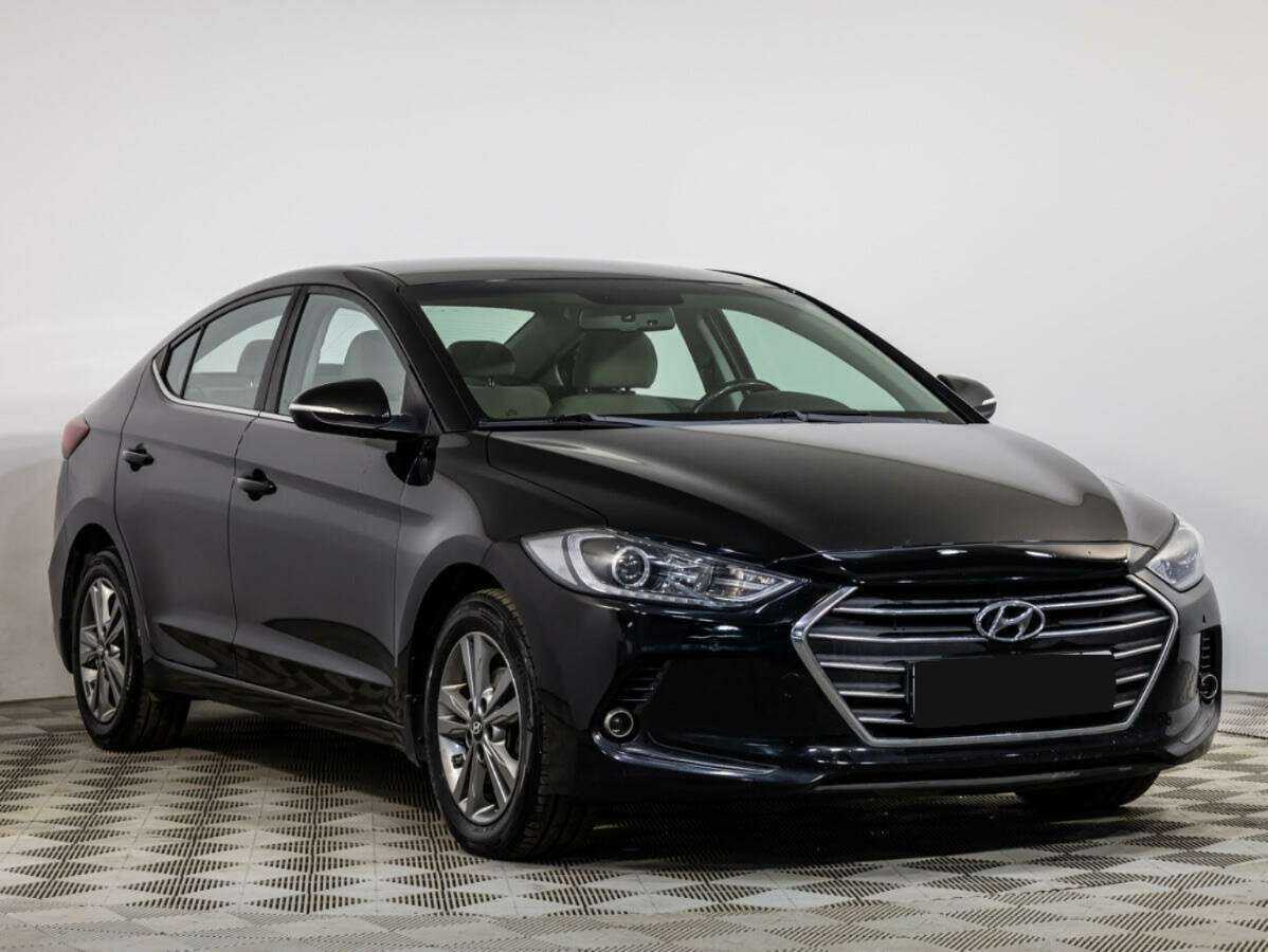 Hyundai Elantra, 2018 - фото №2