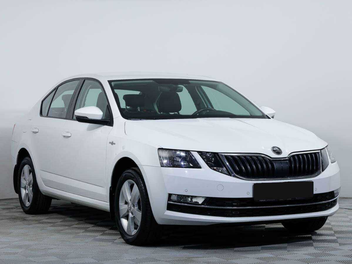 Skoda Octavia, 2018 - фото №2