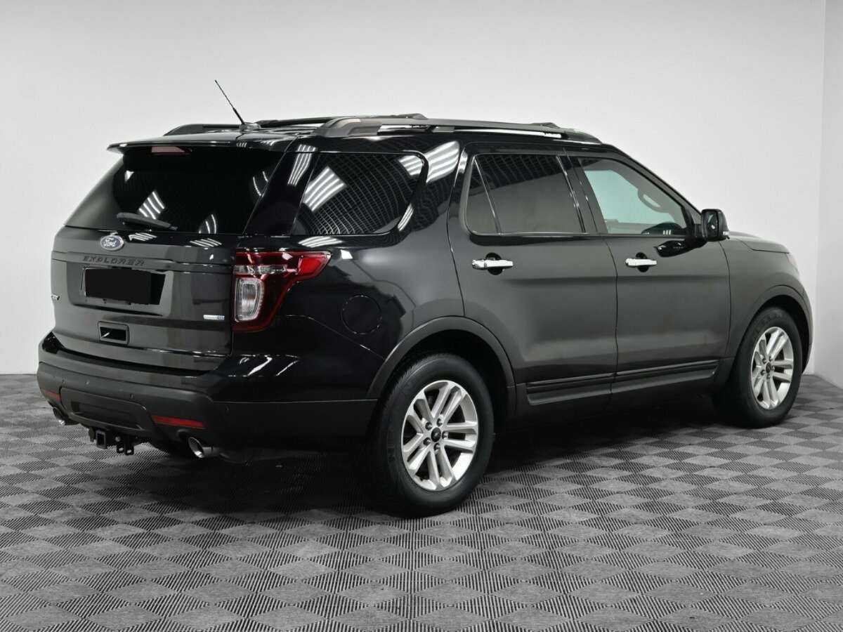 Ford Explorer Sport, 2015 - фото №2