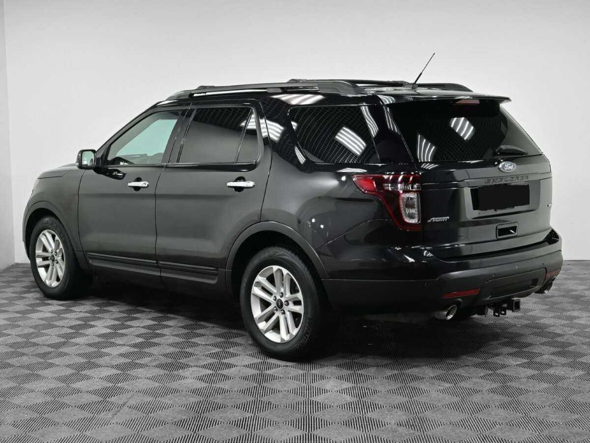 Ford Explorer Sport, 2015 - фото №4