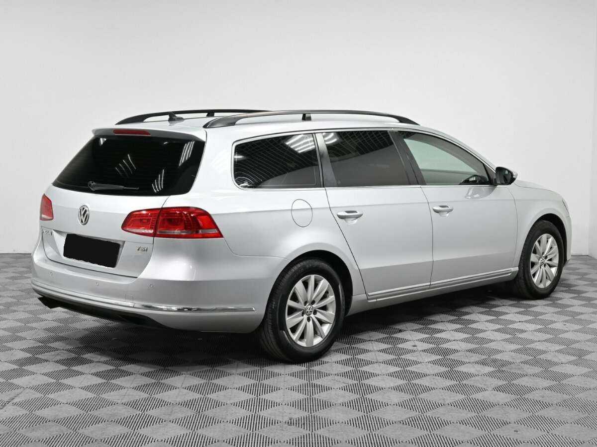 Volkswagen Passat, 2014 - фото №2