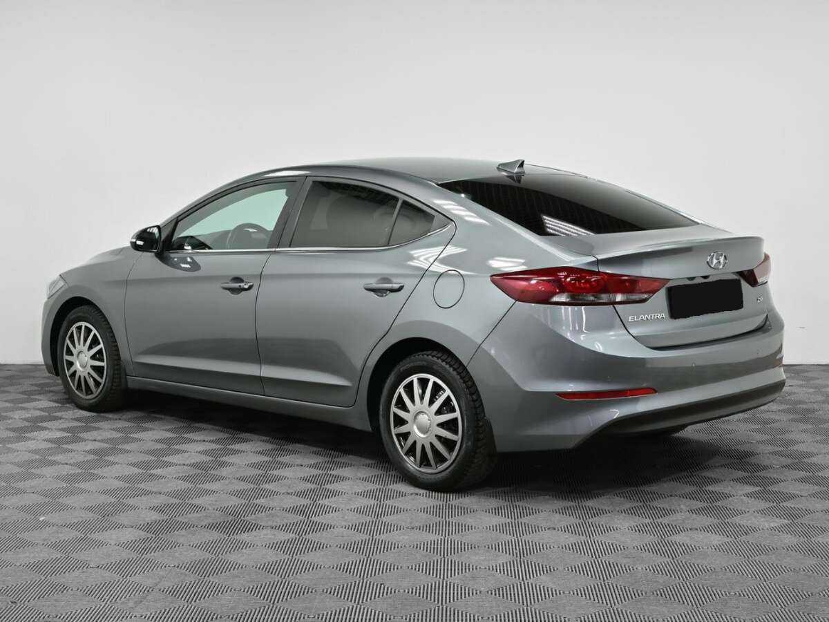 Hyundai Elantra, 2018 - фото №4