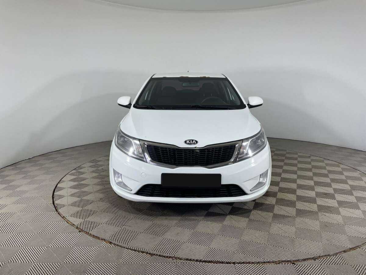 Kia Rio 5-speed, 2013 - фото №2