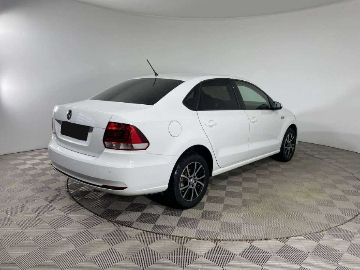Volkswagen Polo, 2016 - фото №4