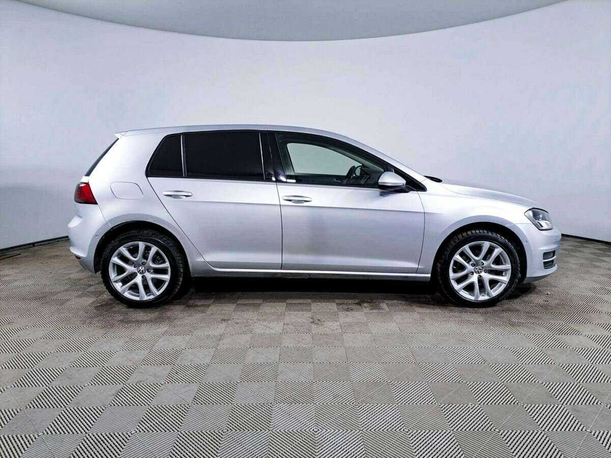 Volkswagen Golf, 2013 - фото №4