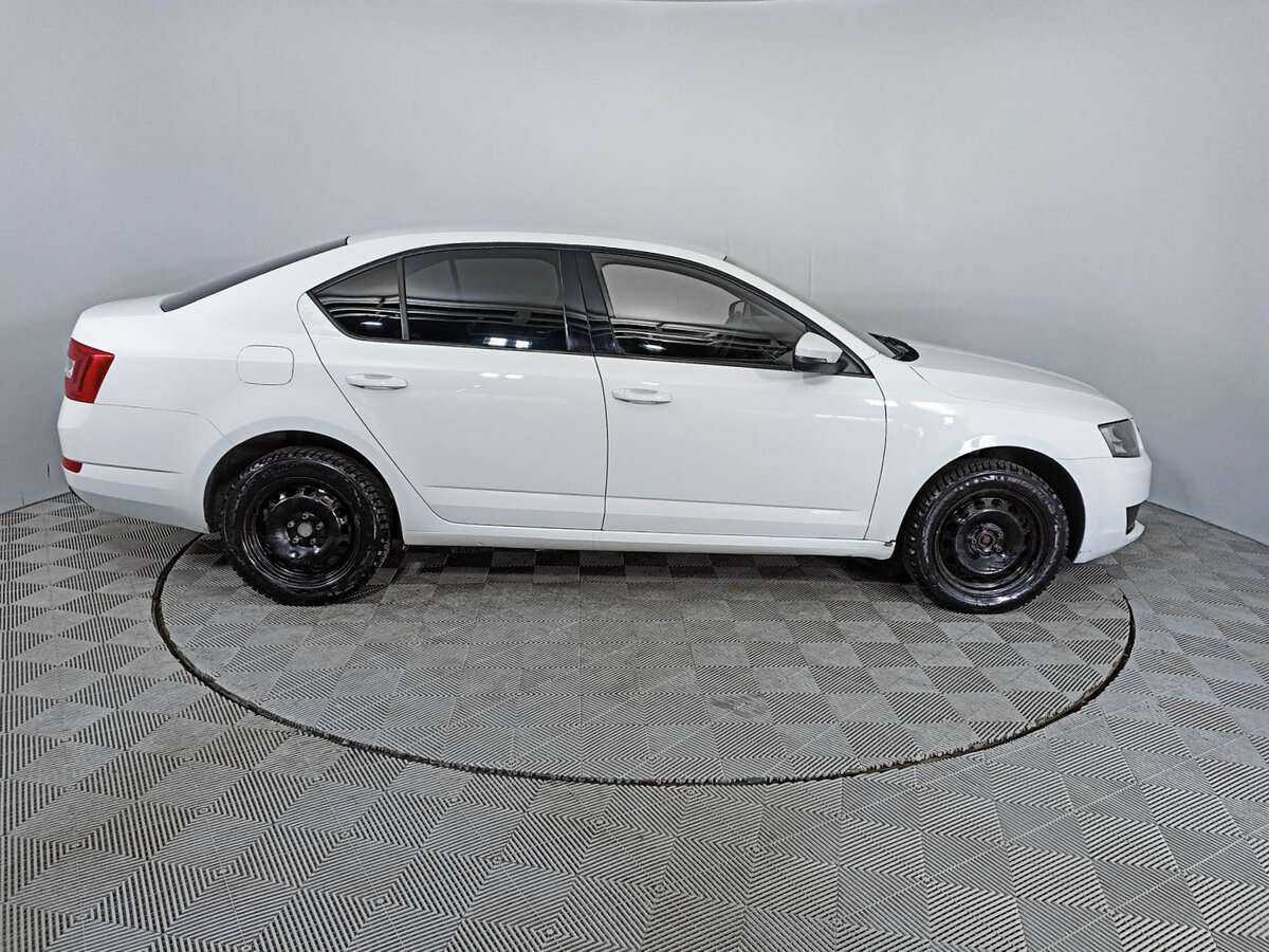 Skoda Octavia, 2016 - фото №4