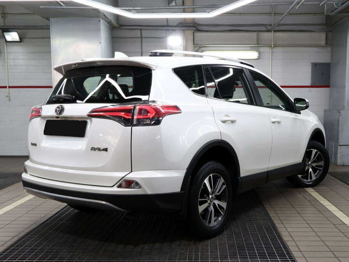 Toyota RAV4, 2017 - фото №3