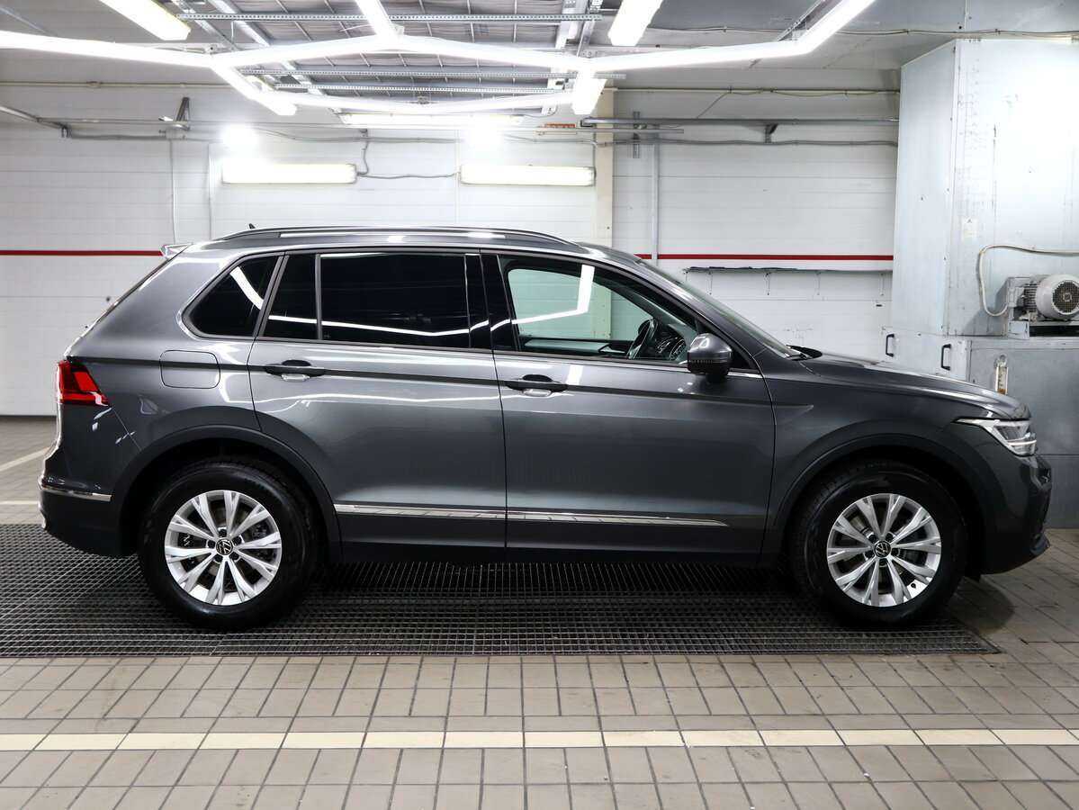Volkswagen Tiguan, 2021 - фото №4