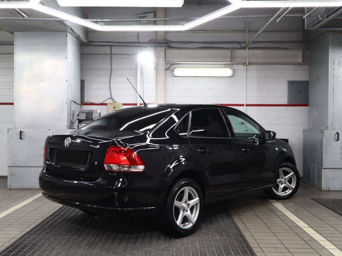 Volkswagen Polo, 2013 - фото №4