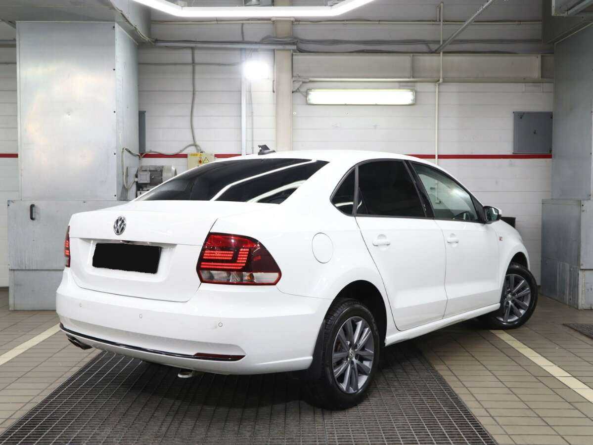 Volkswagen Polo, 2019 - фото №2