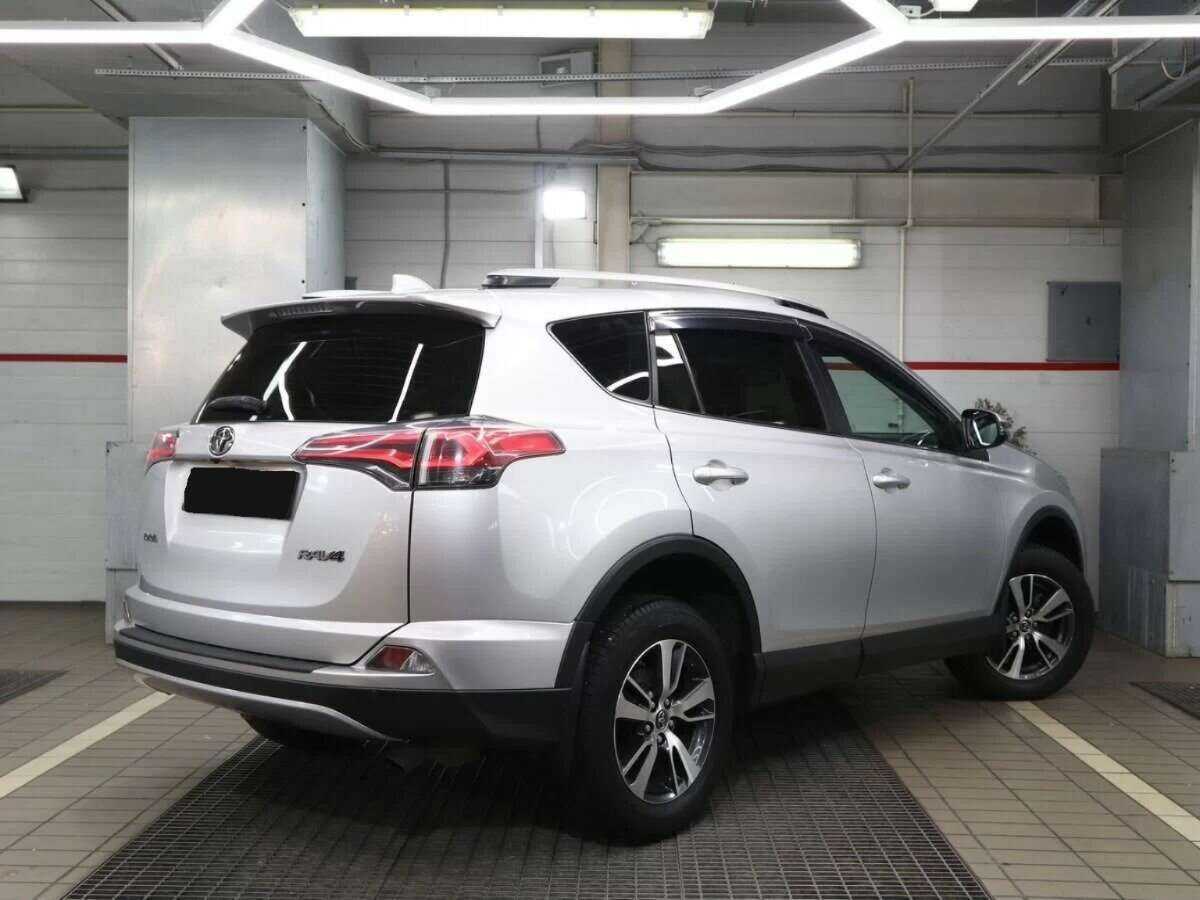 Toyota RAV4, 2019 - фото №3