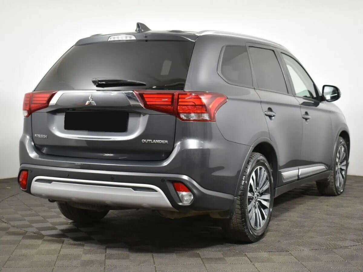 Mitsubishi Outlander, 2019 - фото №3