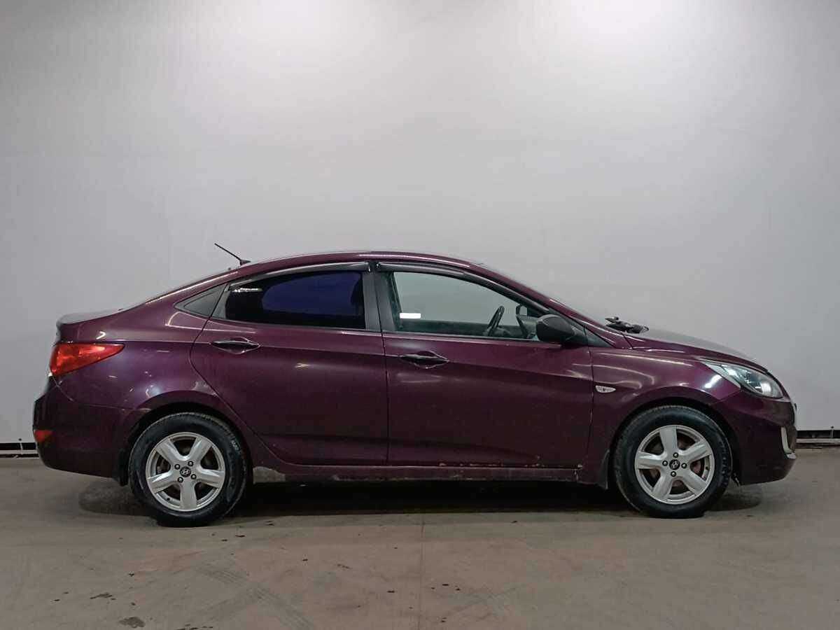 Hyundai Solaris, 2012 - фото №4