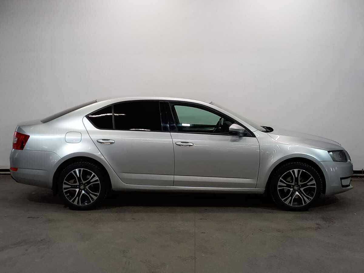 Skoda Octavia, 2015 - фото №4