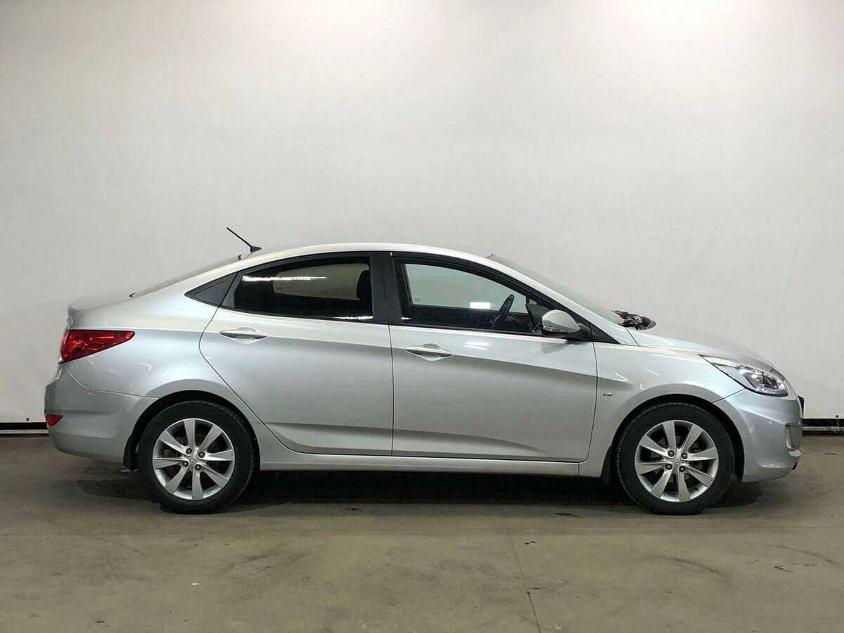 Hyundai Solaris, 2014 - фото №4