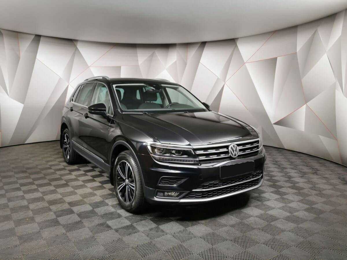 Volkswagen Tiguan, 2019 - фото №3