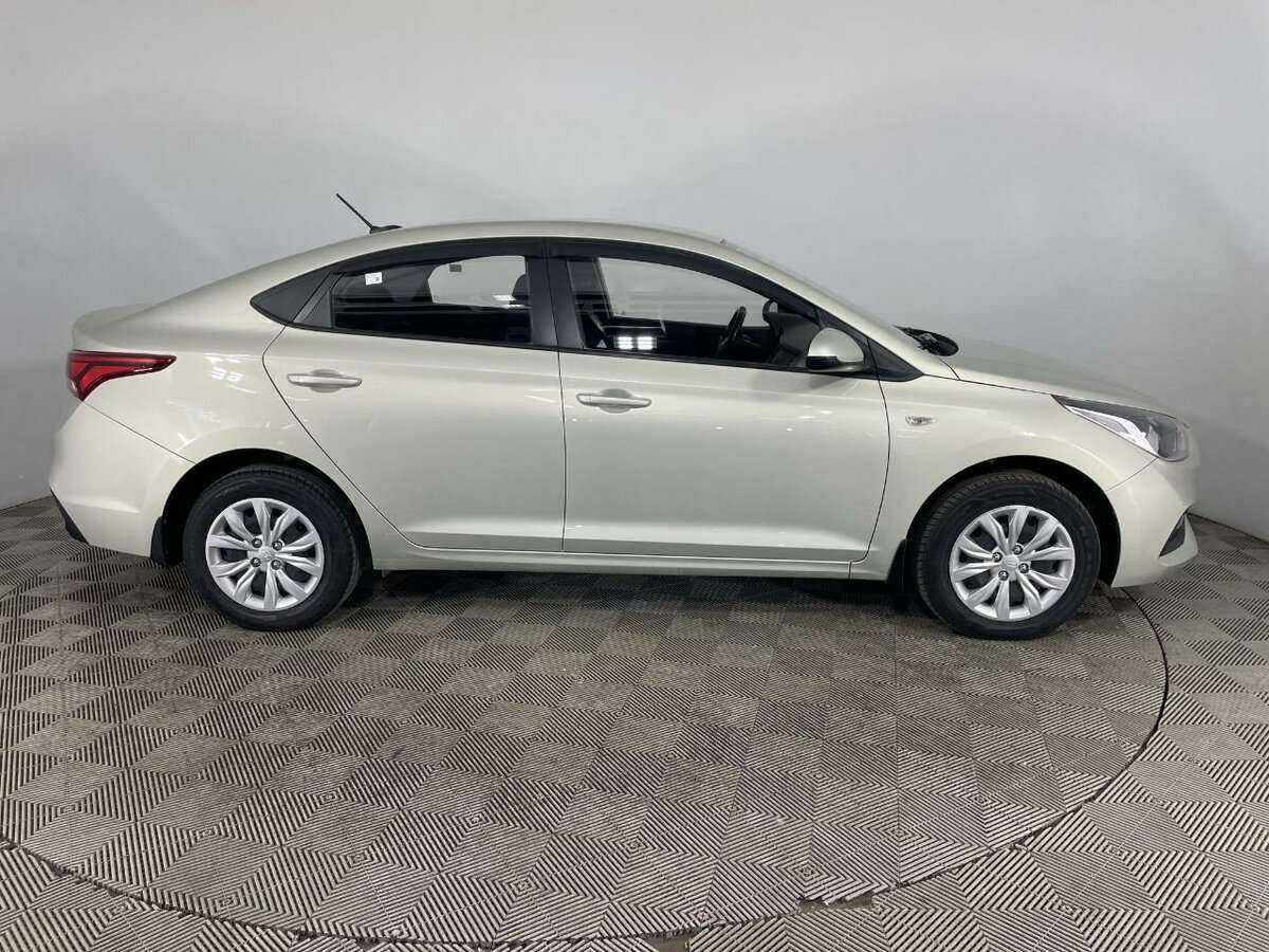 Hyundai Solaris, 2018 - фото №4