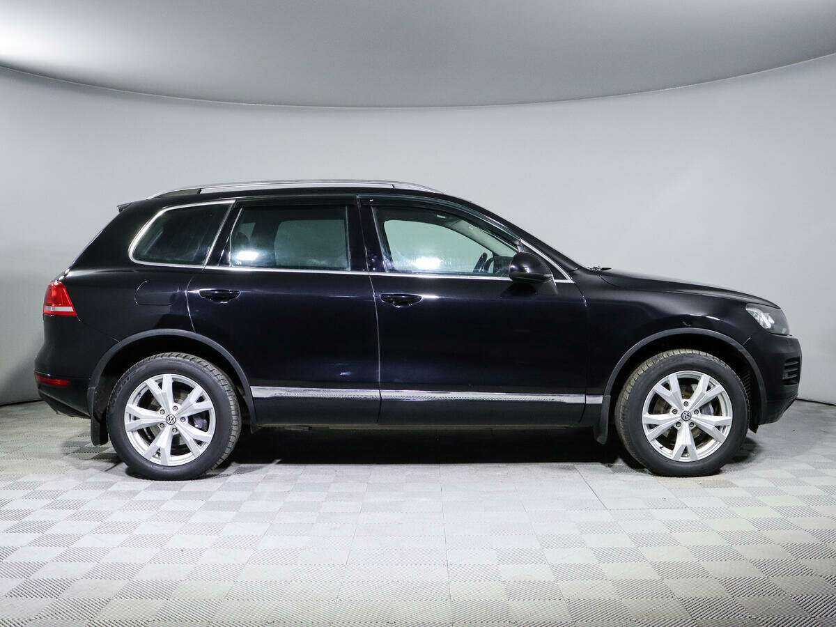 Volkswagen Touareg, 2012 - фото №4