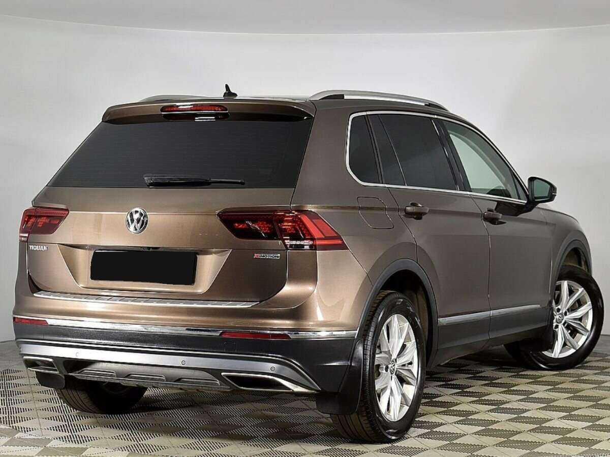 Volkswagen Tiguan, 2018 - фото №2