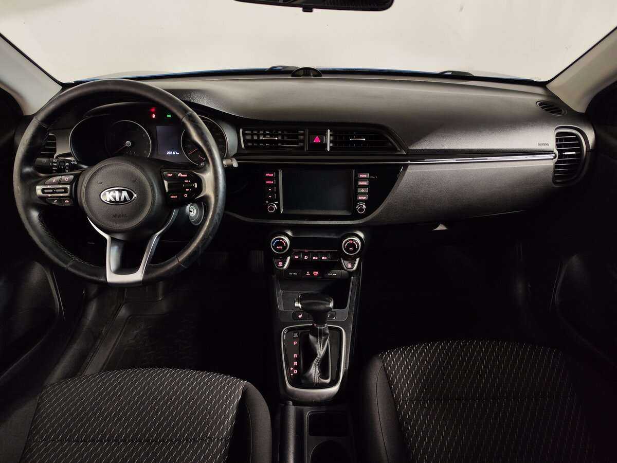 Kia Rio X-Line, 2018 - фото №4