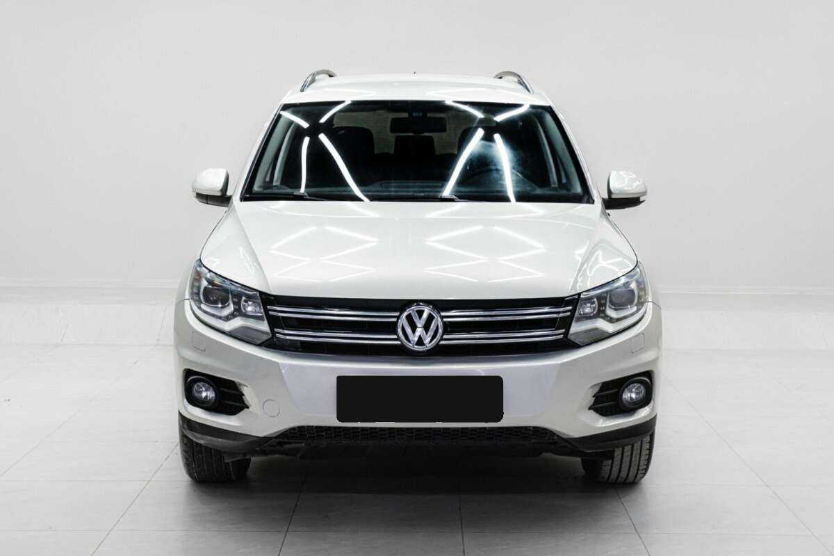 Volkswagen Tiguan, 2013 - фото №2
