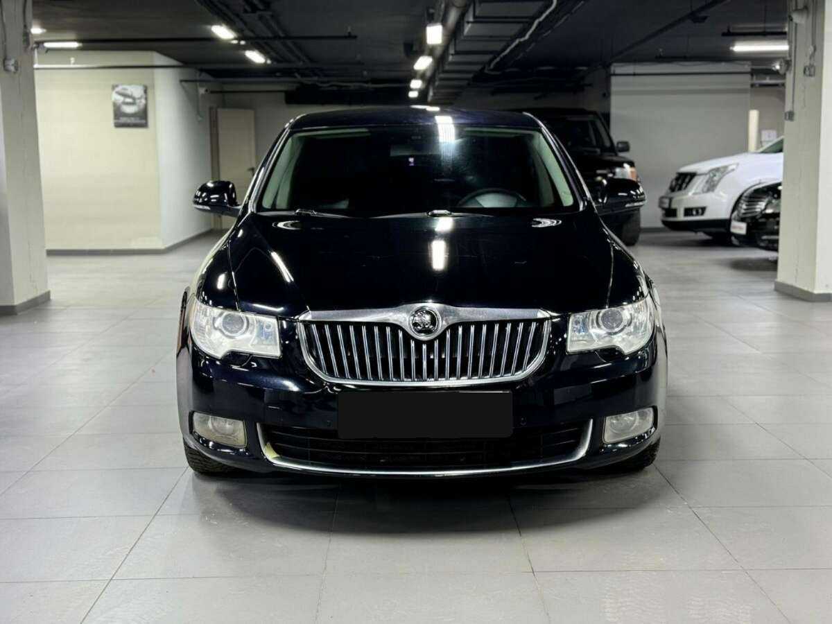 Skoda Superb DSG, 2013 - фото №2