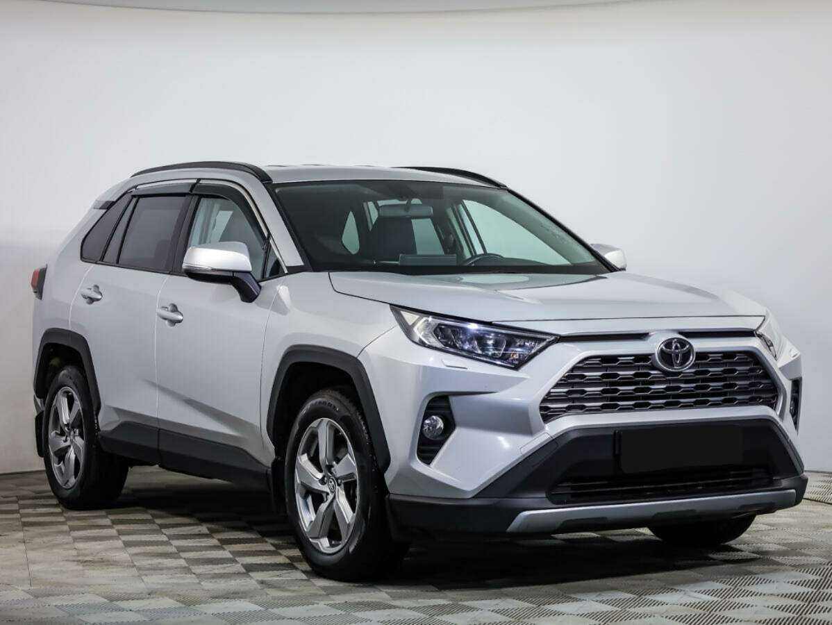 Toyota RAV4, 2020 - фото №2
