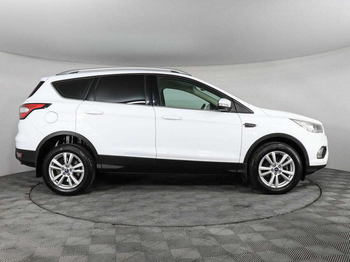Ford Kuga, 2018 - фото №4