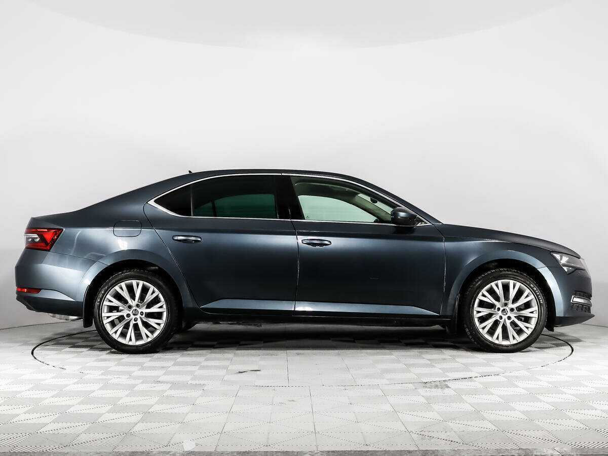 Skoda Superb, 2019 - фото №4