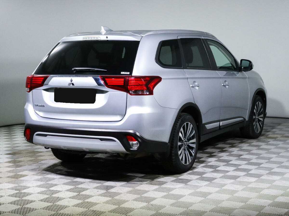 Mitsubishi Outlander, 2021 - фото №4