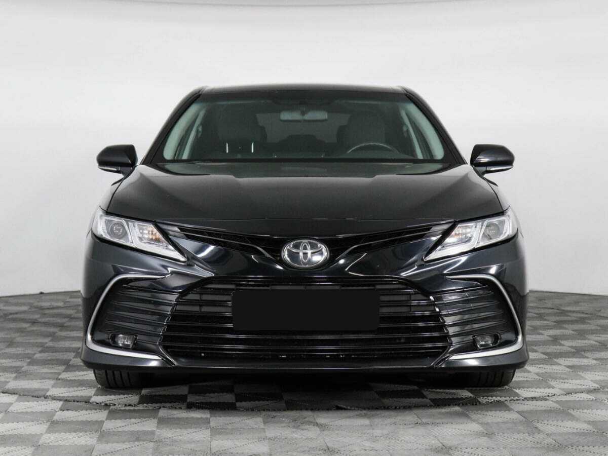 Toyota Camry, 2021 - фото №2