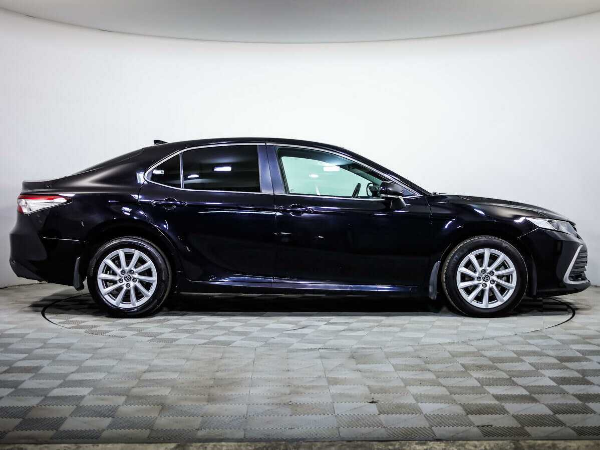 Toyota Camry, 2021 - фото №3