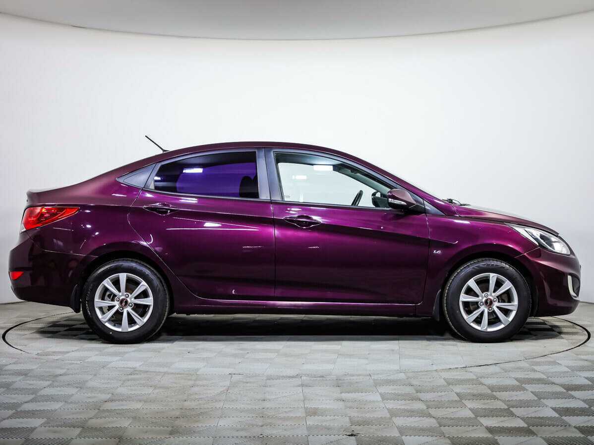 Hyundai Solaris, 2012 - фото №3